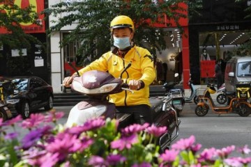 美团饿了么回应餐饮协会降佣要求已返已降